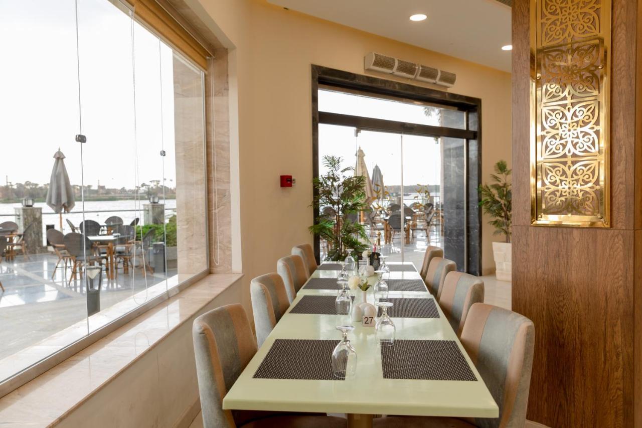 Nile Club Hotel Кайро Екстериор снимка