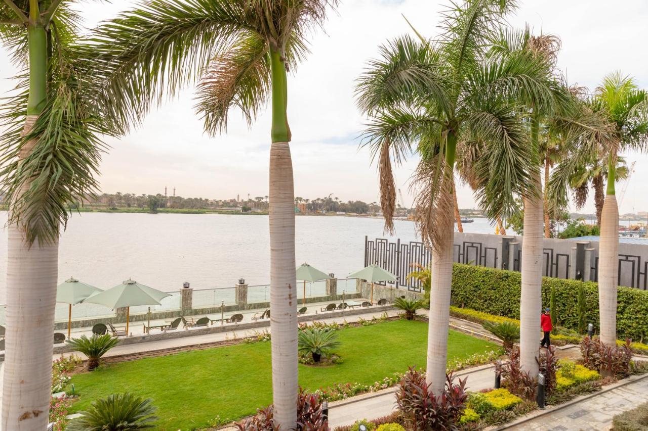 Nile Club Hotel Кайро Екстериор снимка