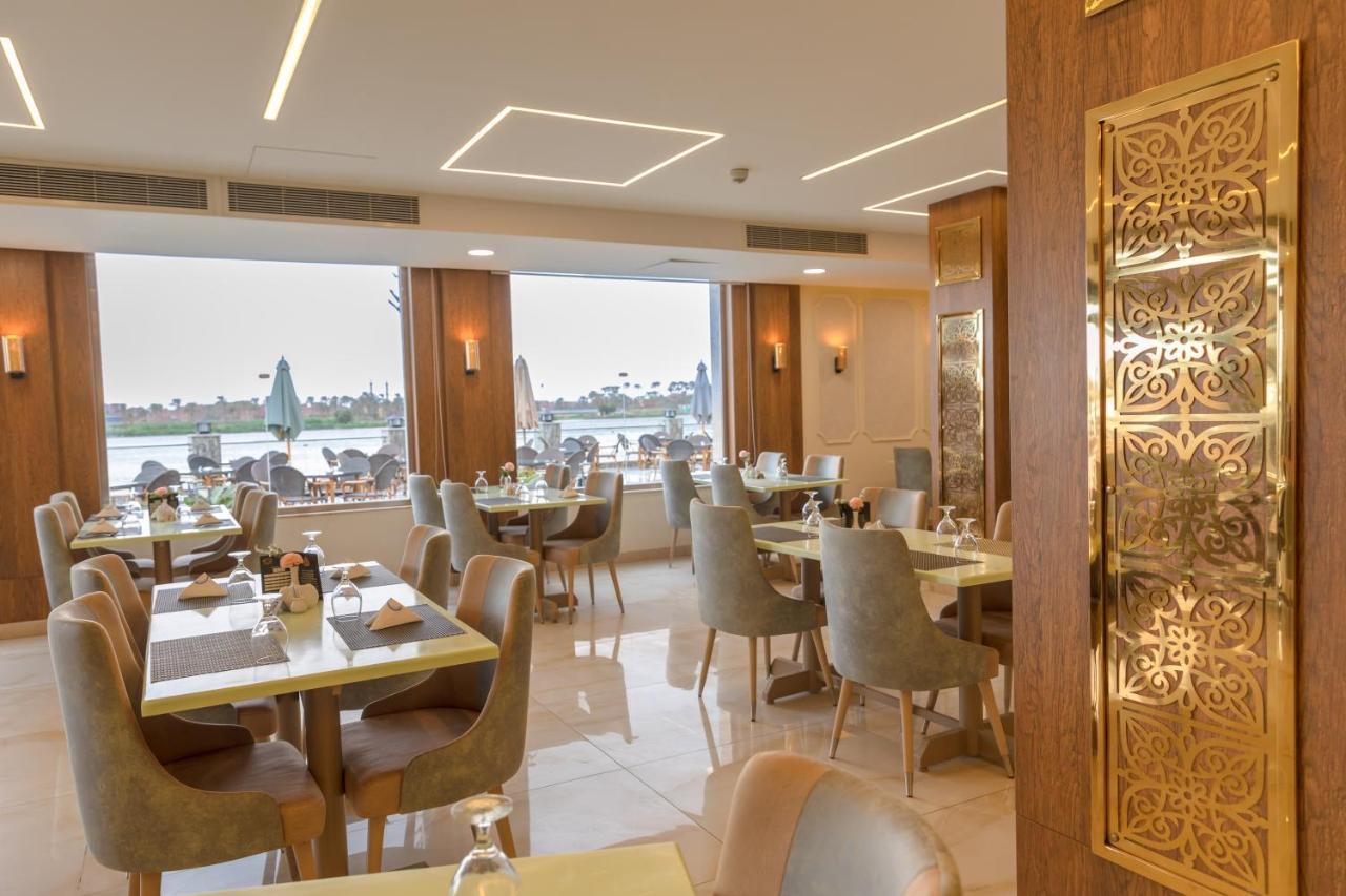 Nile Club Hotel Кайро Екстериор снимка